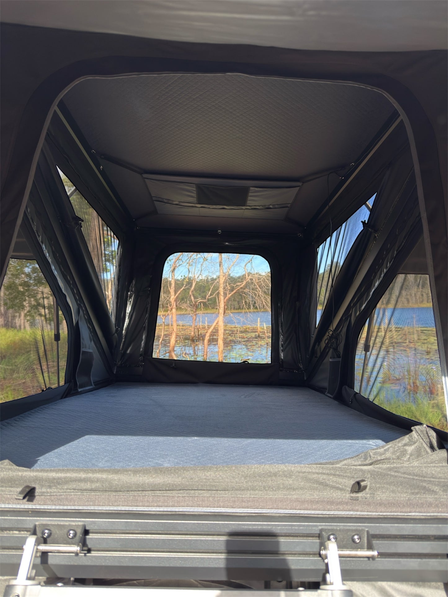 1.3 Horizon Pro Roof Top Tent