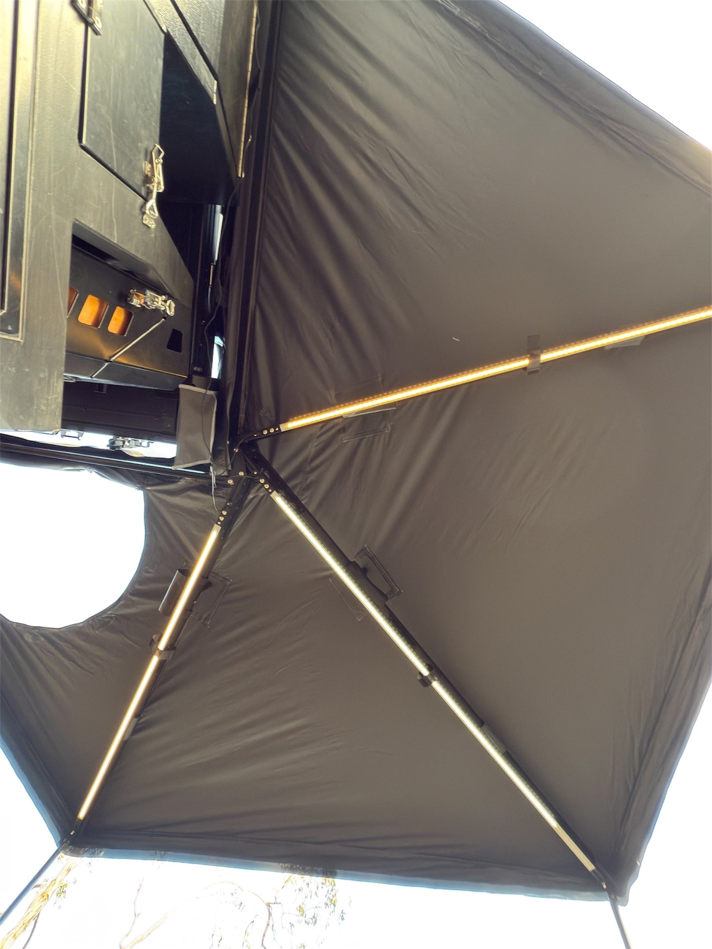 270 Degree Deluxe Awning
