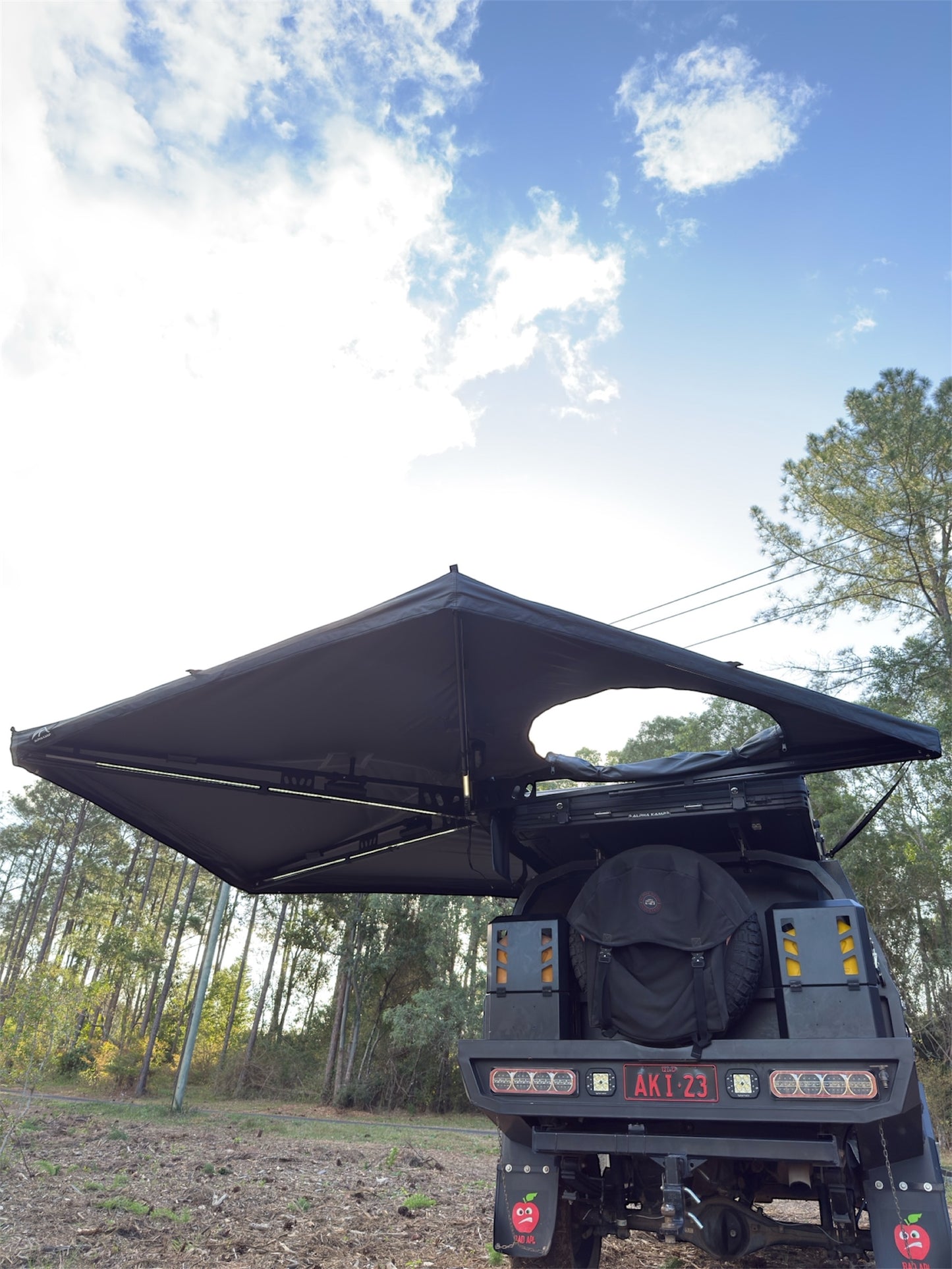 270 Degree Deluxe Awning