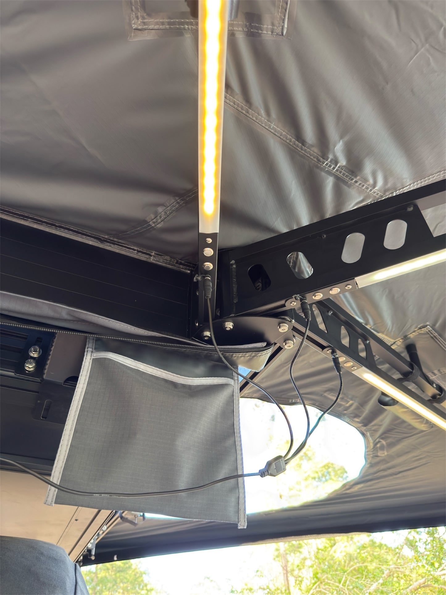 270 Degree Deluxe Awning