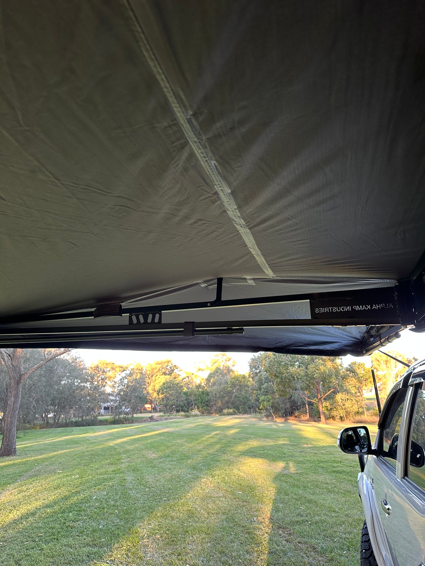 180 Degree Deluxe Awning