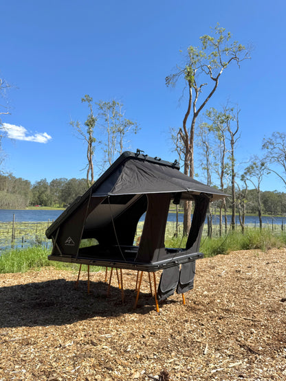 1.4 ApeX Pro Roof Top Tent